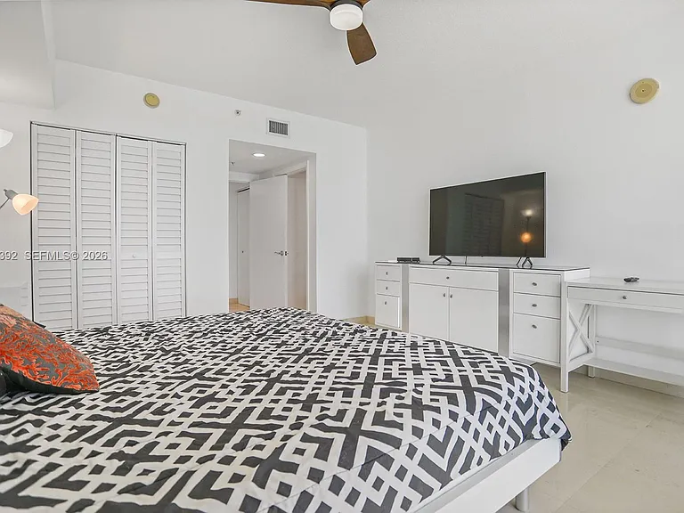 16699 Collins Ave #2709 — Photo 26