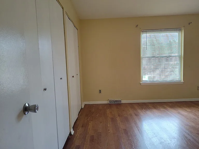 221 W Edgewater Way — Photo 7