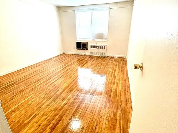 3215 Olinville Ave APT 6F, Bronx, NY 10467
