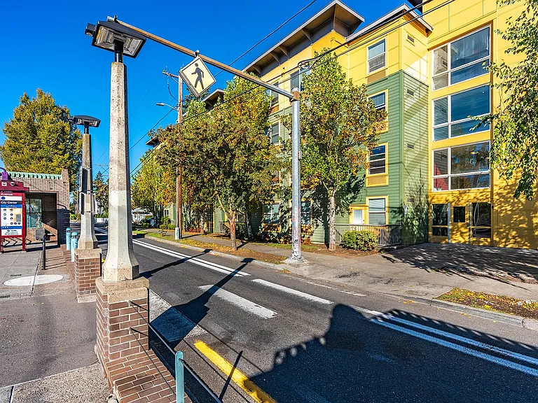 INCOME RESTRICTED Affordable Apartments in Hazelwood! — Photo 61