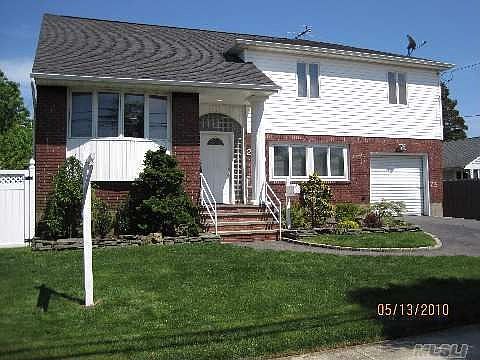 1st image of 2319 Narraganset Ave