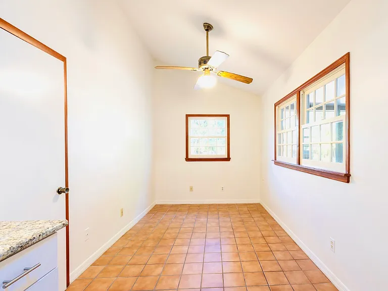 2131 Winter Park Rd — Photo 8
