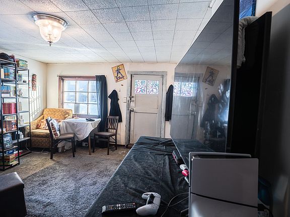 4th image of 1310 20th Ave