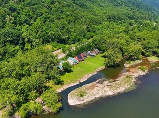 112 Cliff Island Dr, Hinton, WV 25951