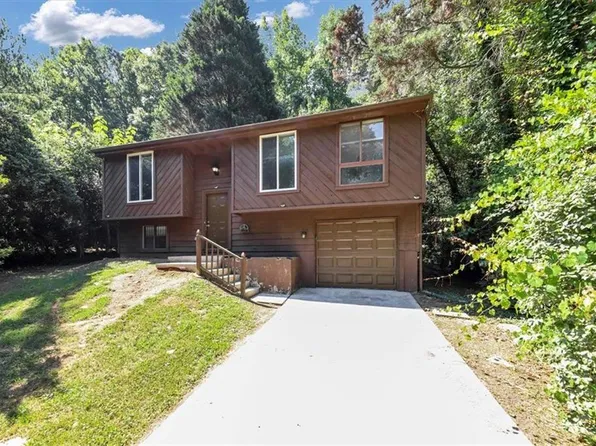 5261 Martins Crossing Rd, Stone Mountain, GA 30088