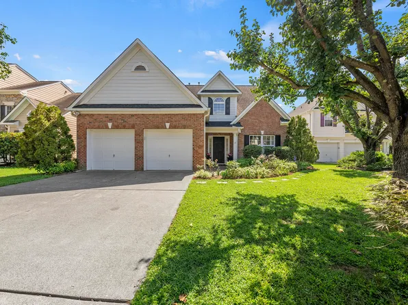 324 N Waters Edge Dr, Durham, NC 27703