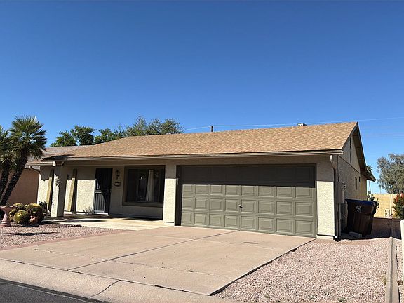 2nd image of 538 S 76th Pl