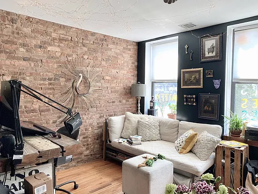 Rented by A P Realty Group NY LTD | media 17