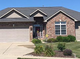 415 Parkview Dr, Rochester, IL 62563