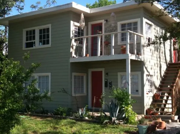 404 W 51st St #B, Austin, TX 78751