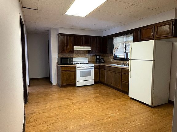 3rd image of 40 Parker Ave #1