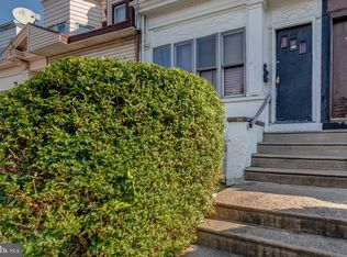 37 Golf Rd, Upper Darby, PA 19082