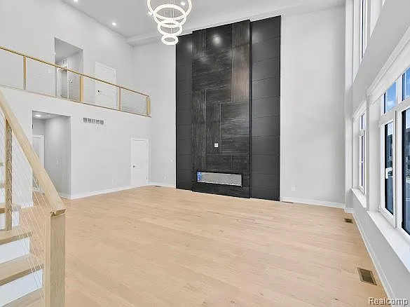 953 Smart Town Dr — Photo 5