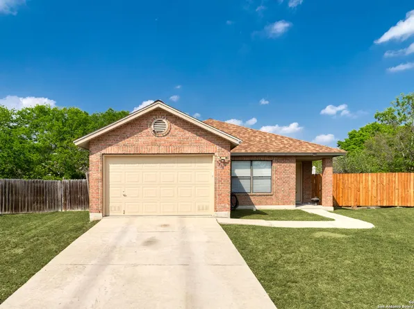 5518 Roanwood, San Antonio, TX 78244