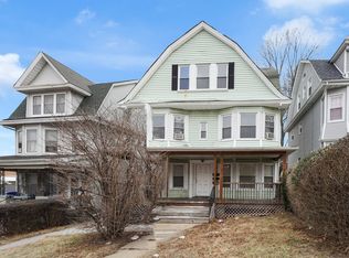 489 Conover Ter FLOOR 3, Orange, NJ 07050