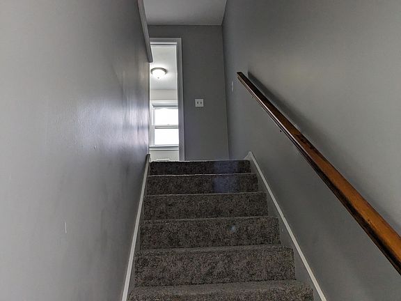 4th image of 2 Twin Meadow Dr #A