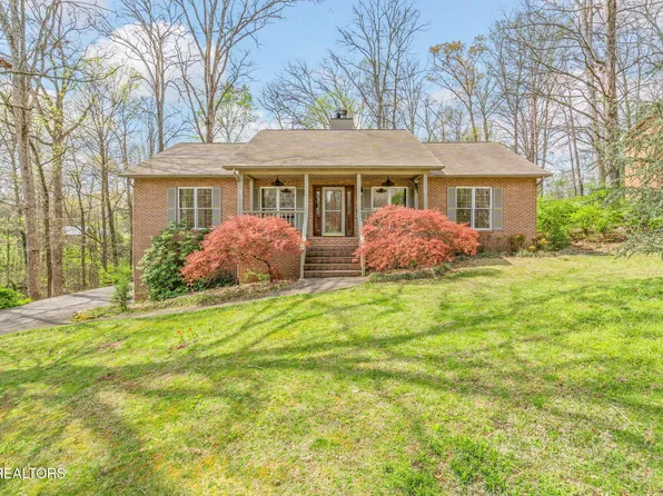 8005 Whitestone Rd, Knoxville, TN 37938