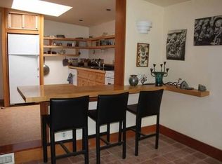 123 Glezen Ln, Wayland, MA 01778