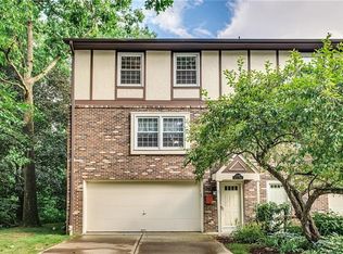 4580 Bucktail Dr, Allison Park, PA 15101