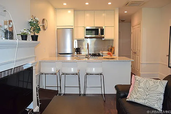 Rented by Urban Living | media 40