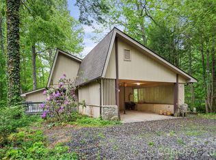 1483 Old Fort Rd, Fairview, NC 28730