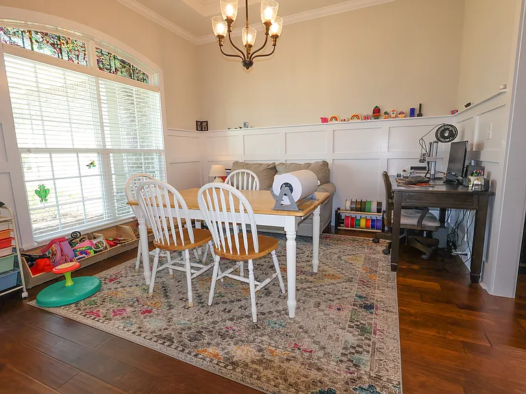 410 Stonegate Trl — Photo 10