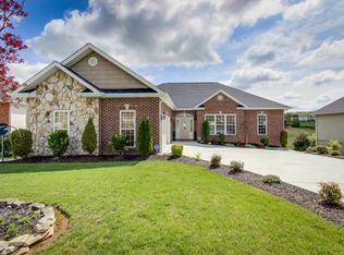 354 Sweetgrass Ln, Jonesborough, TN 37659