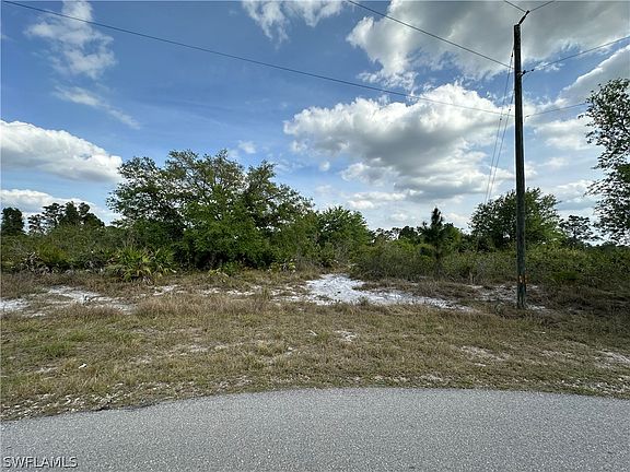 4th image of 1854 Mayberry Dr