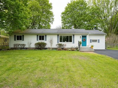 577 Marsh Rd, Pittsford, NY, 14534