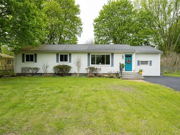 577 Marsh Rd, Pittsford, NY 14534