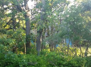 286 Clearview Dr, Long Pond, PA 18334