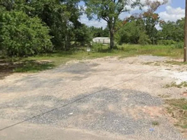 1009 S Mooney Ave, Hammond, LA 70403