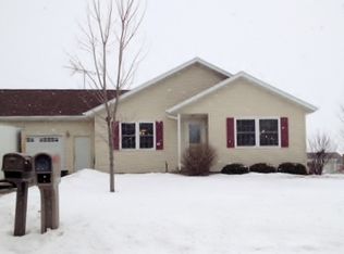 1224 2nd St, Jesup, IA 50648