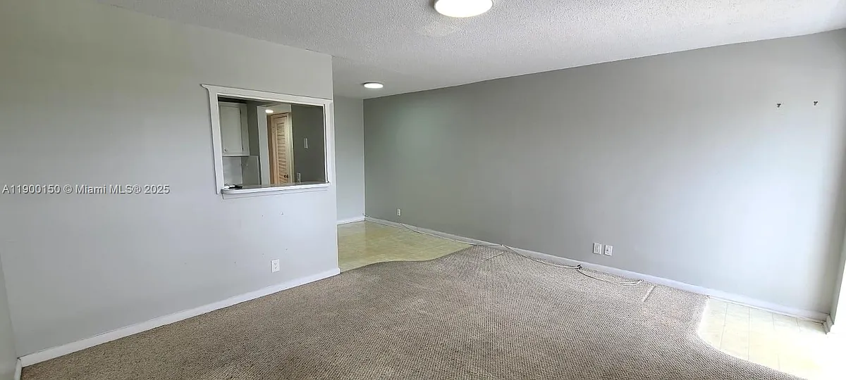 Building Photo - 92 Berkshire E #92-D