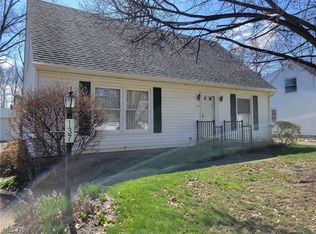 137 Pinehurst Rd, Munroe Falls, OH 44262