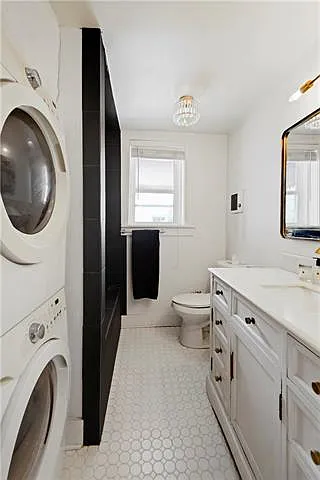 1031 Barracks St #4 — Photo 24