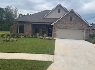 150 Lumen Loop, Freeport, FL 32439
