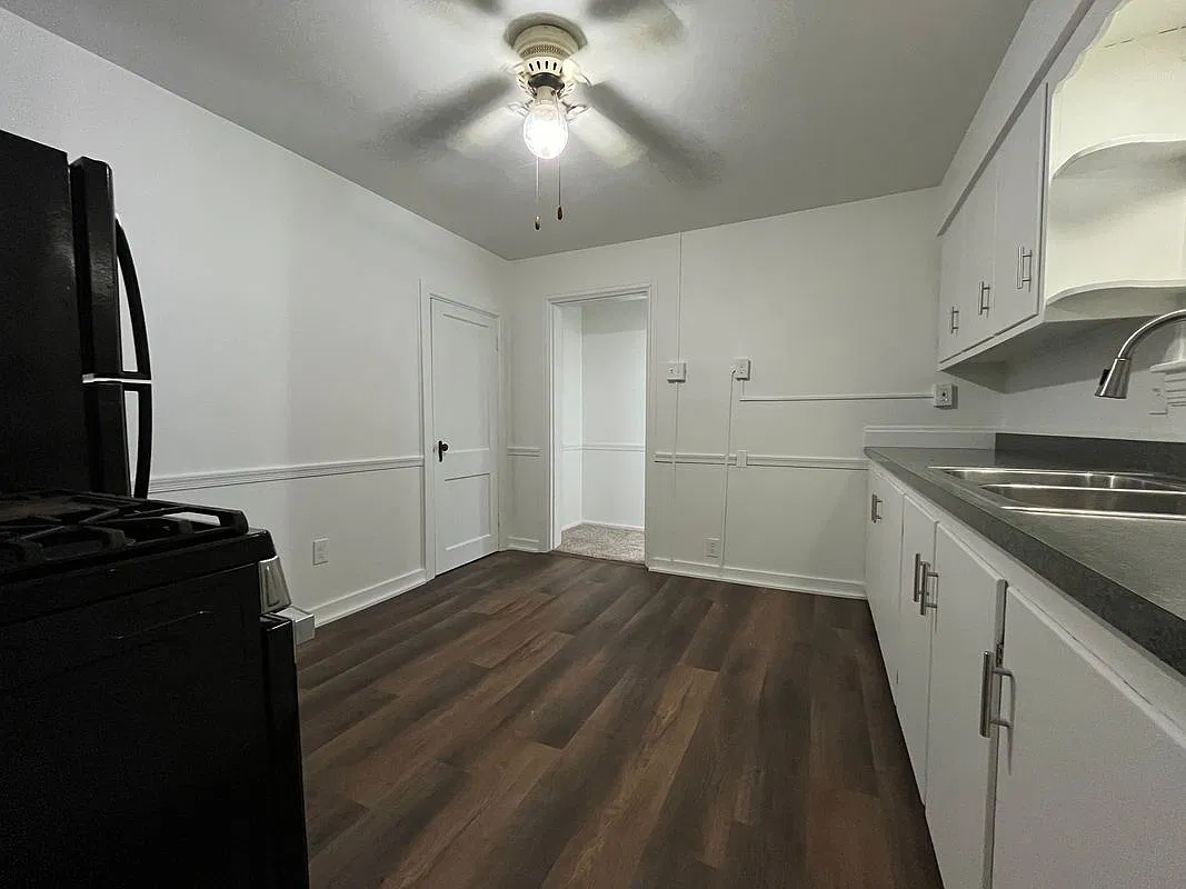 2 bed, 1.0 bath, 1000 sqft, $1,500 — Photo 3