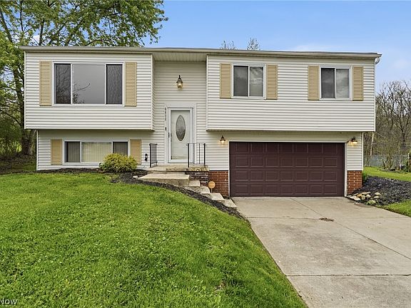 2nd image of 6638 Deer Ct