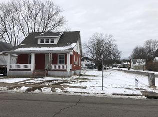 1204 Bloomfield Rd, Cape Girardeau, MO 63703