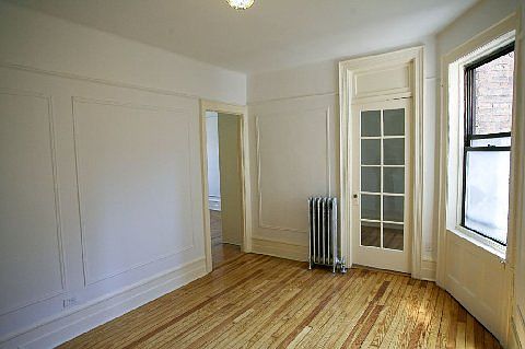 3rd image of 411 W 44th St #19