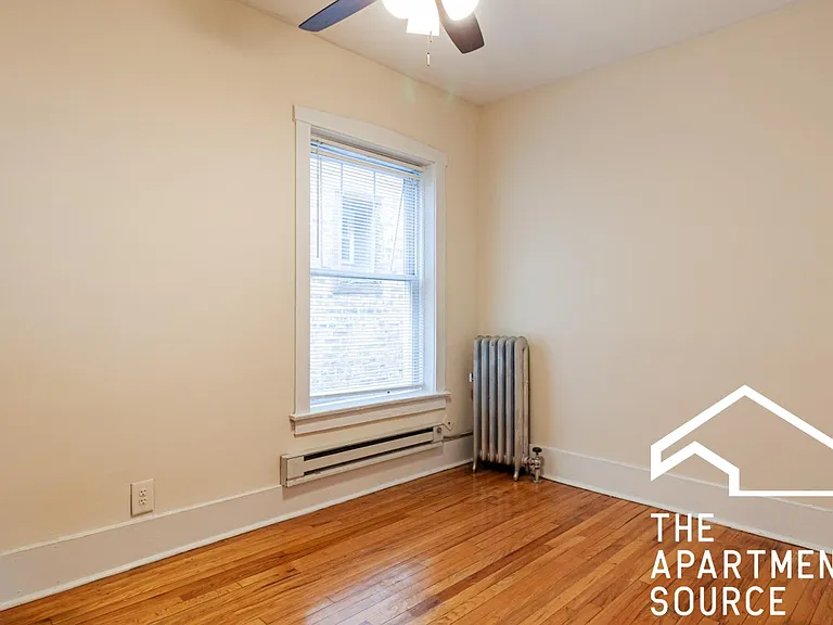 959 W Cornelia Ave #953-1B — Photo 7