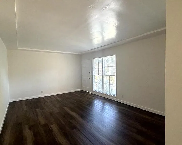5113 W 20th St #1/2 — Photo 5