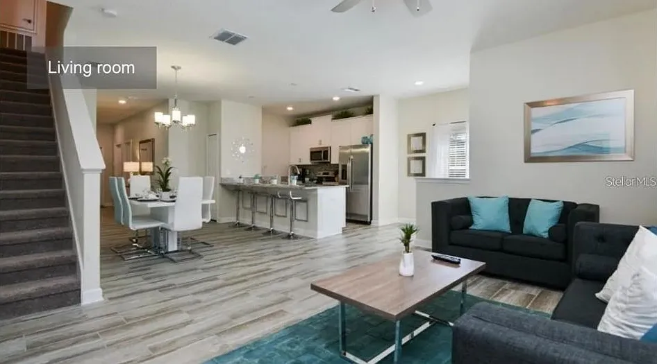 5 bed, 4.0 bath, 2128 sqft, $3,000 — Photo 4