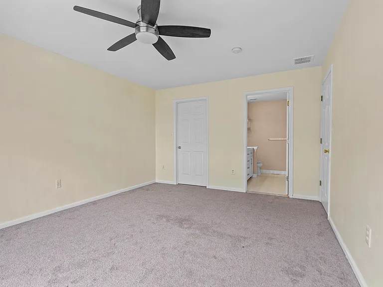 260 Riverwalk Way — Photo 11