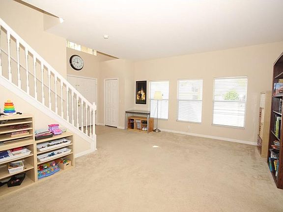 3rd image of 2249 Darlin Cir