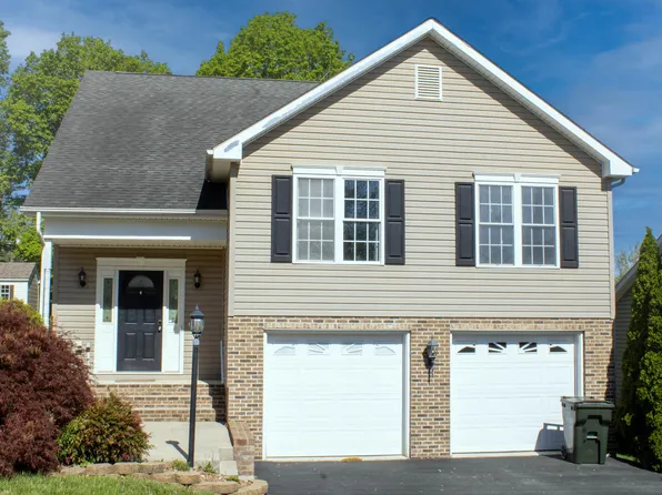 502 Ritchie Blvd, Staunton, VA 24401