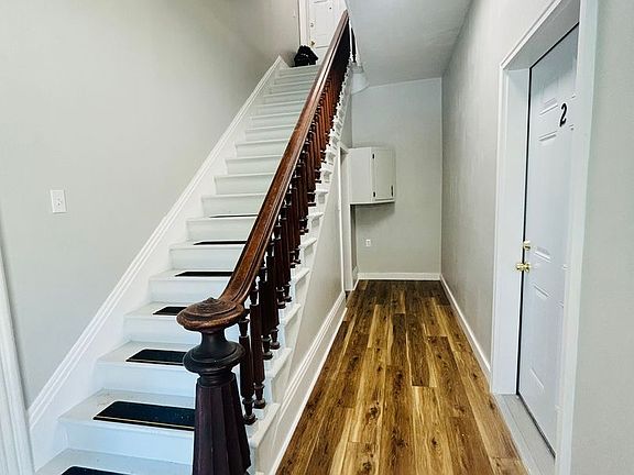 4th image of 100 Main St APT 3