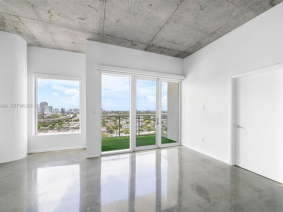5th image of 10 SW South River Dr #18