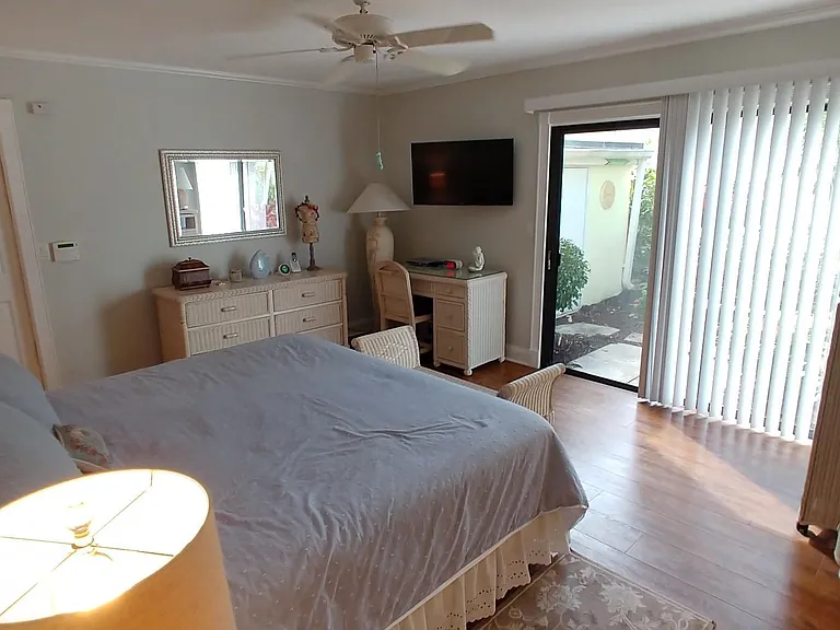 17042 Traverse Cir — Photo 22